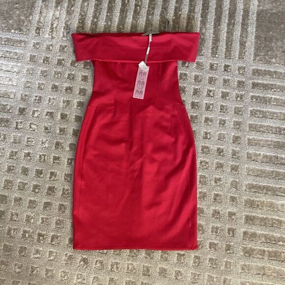 Halston Heritage NWT Lipstick Red Convertible Off the Shoulder Dress Size 4 - Picture 5 of 9